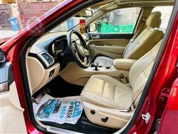 جیپ گراند شیرۆکی